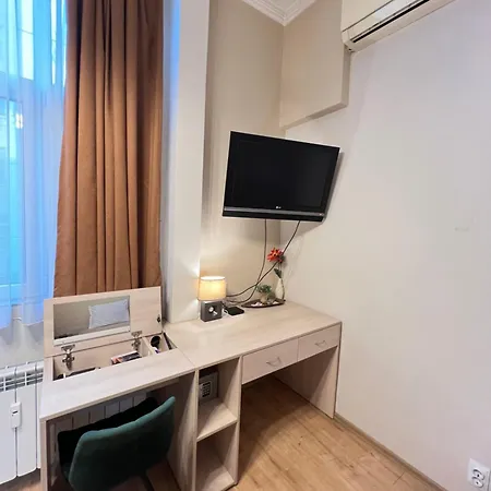 Budapest Cozy W Working Space And Wifi Appartement